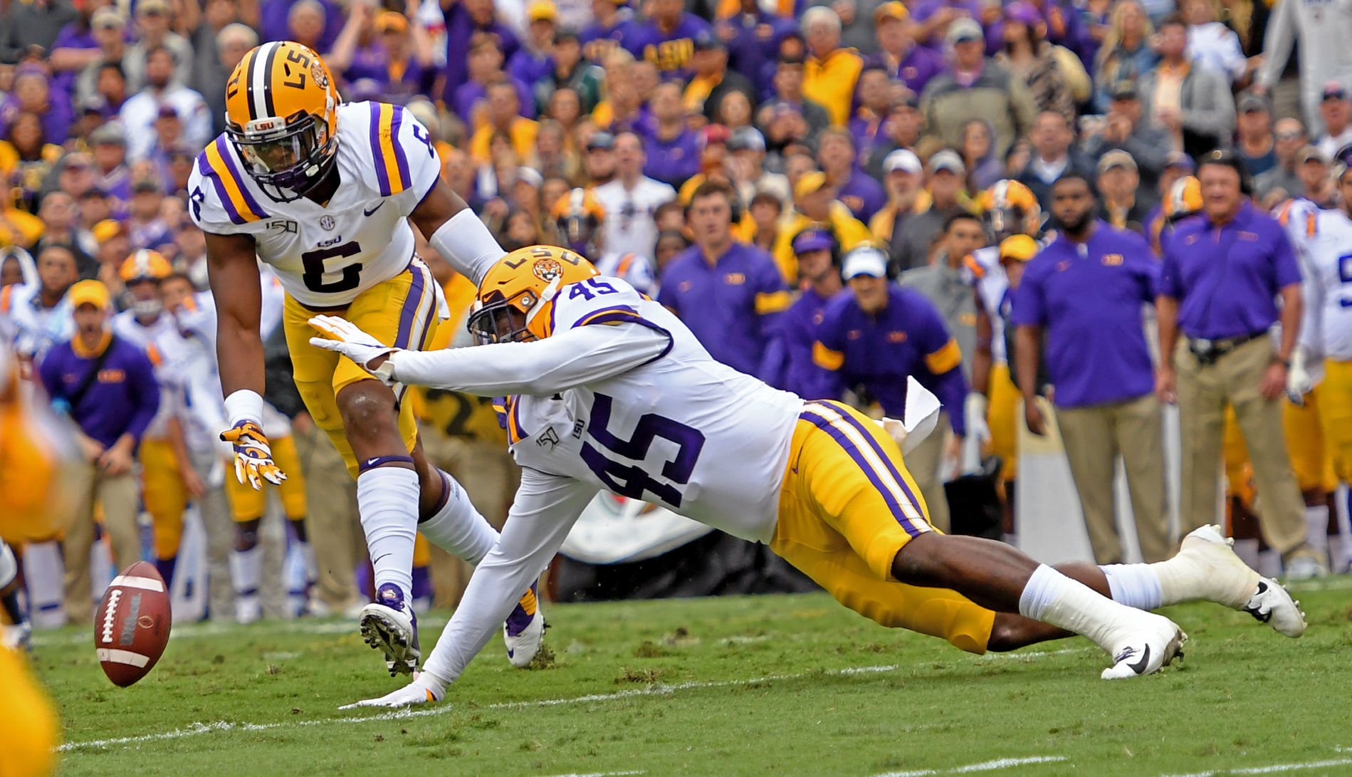 BR.lsuauburnmain1057.102719 bf.jpg